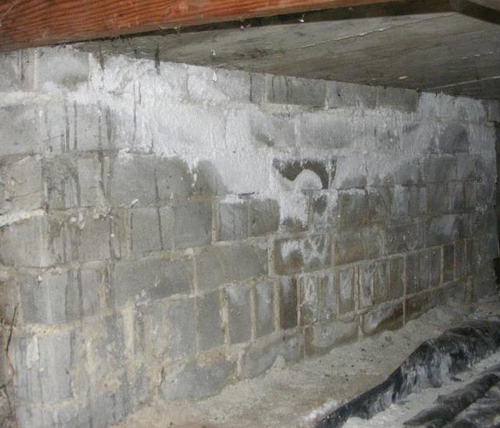 foundation wall efflorescence 