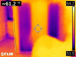 thermal image insulation missing in knee wall