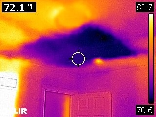 missing insulation in ceiling infrared image